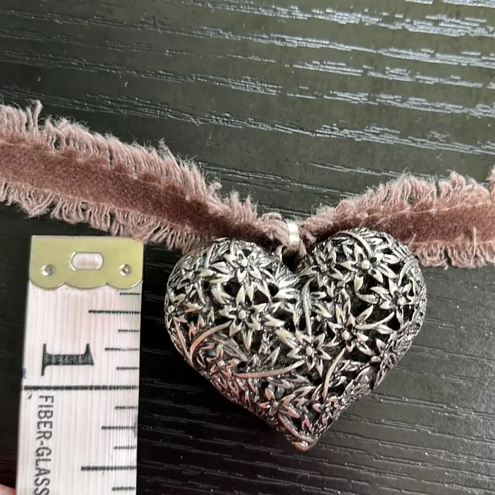 Handmade/Upcycled Shabby Chic Silver Filigree Heart Pendant Necklace
